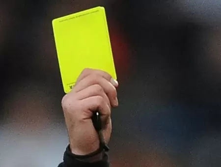 yellow-card-referee_160zctwmkfww013bdwtvq8ufx1.webp