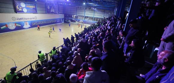 الافتتاحية..